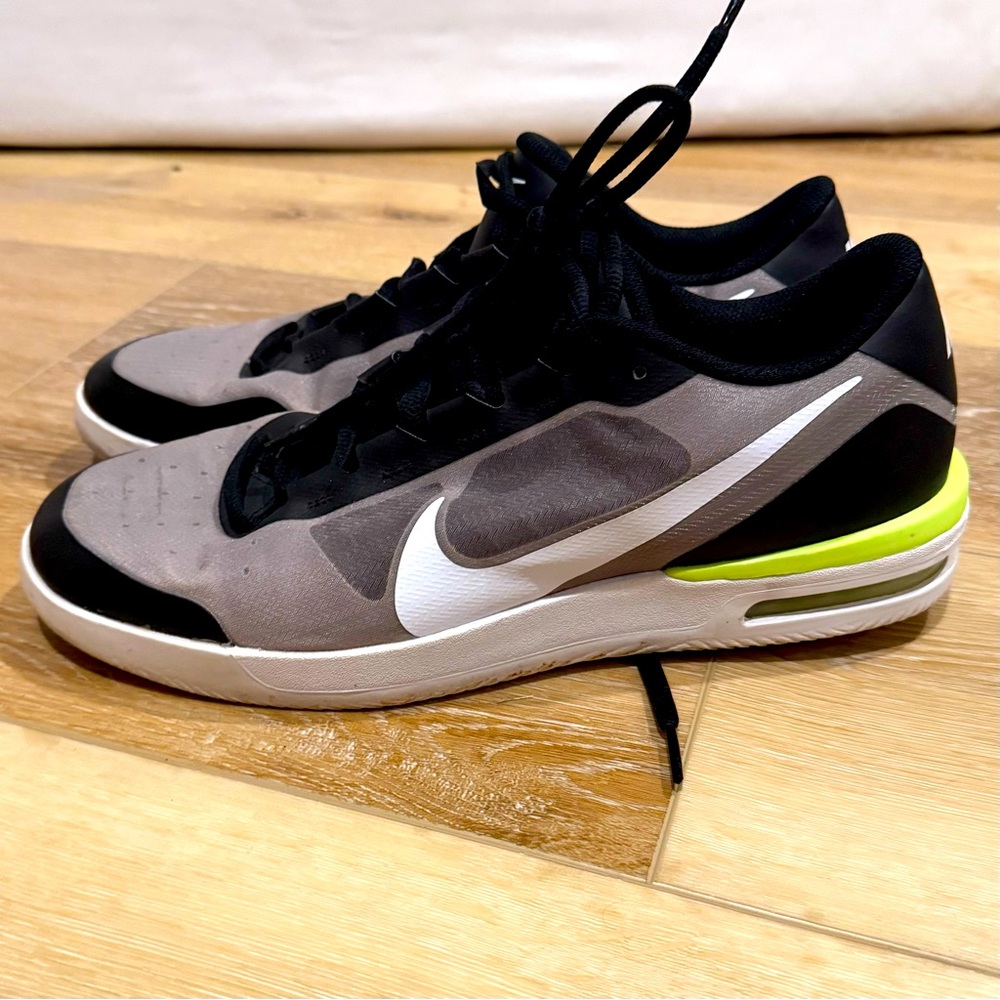 Men’s Nike Tennis shoes